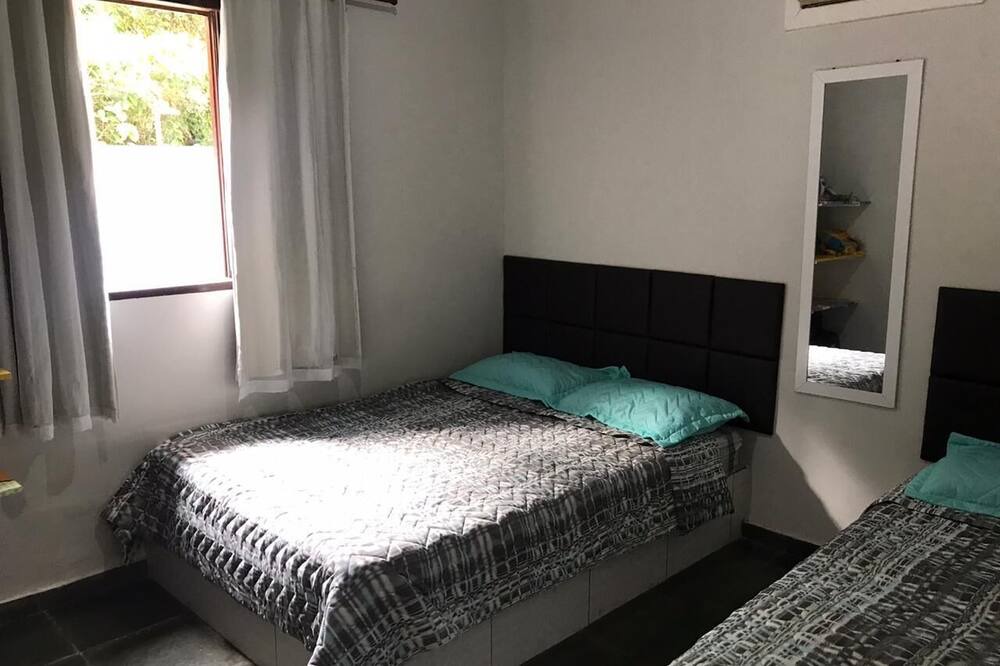 Photo of Bedroom in Guarutuba