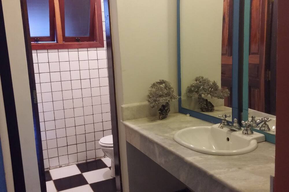 Photo of Bathroom in Juquitiba