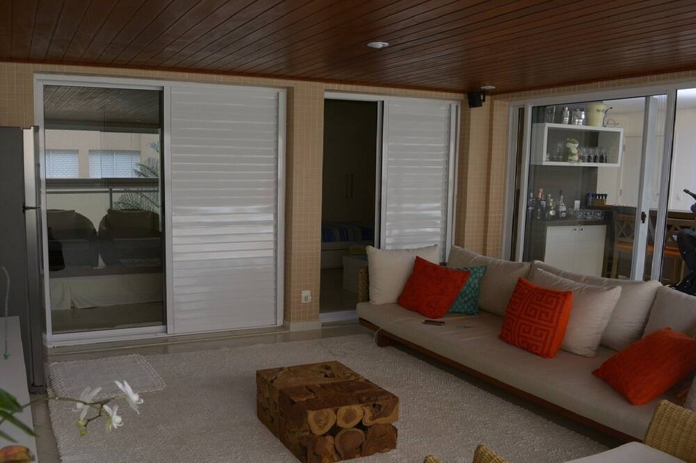 Photo of Livingroom in Enseada