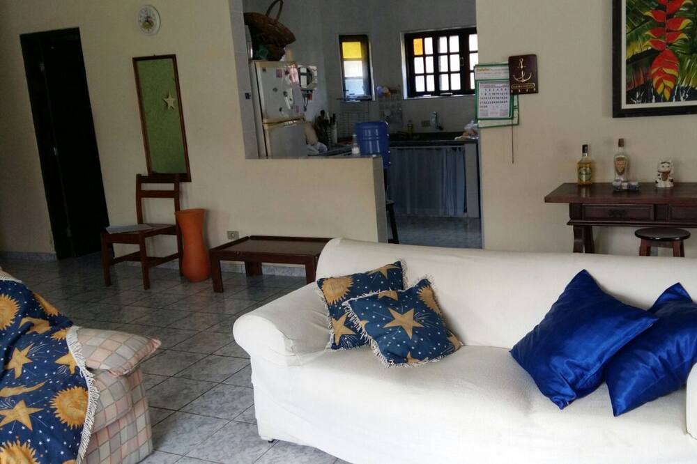 Photo of Livingroom in Morada da Praia