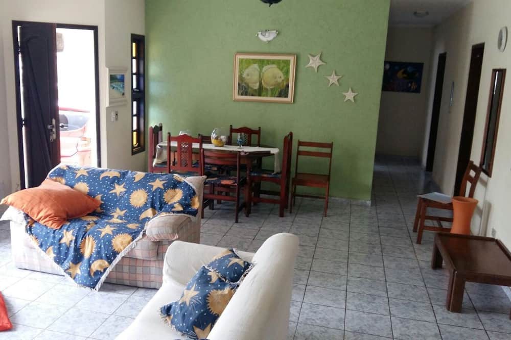 Photo of Livingroom in Morada da Praia