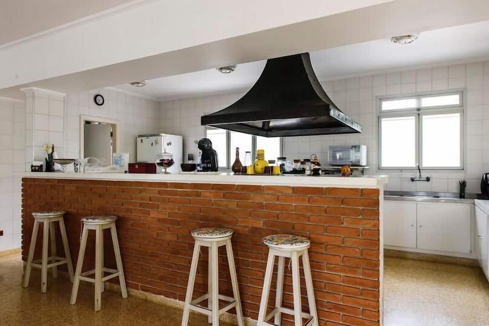 Photo of Kitchen in Praia de Barequecaba