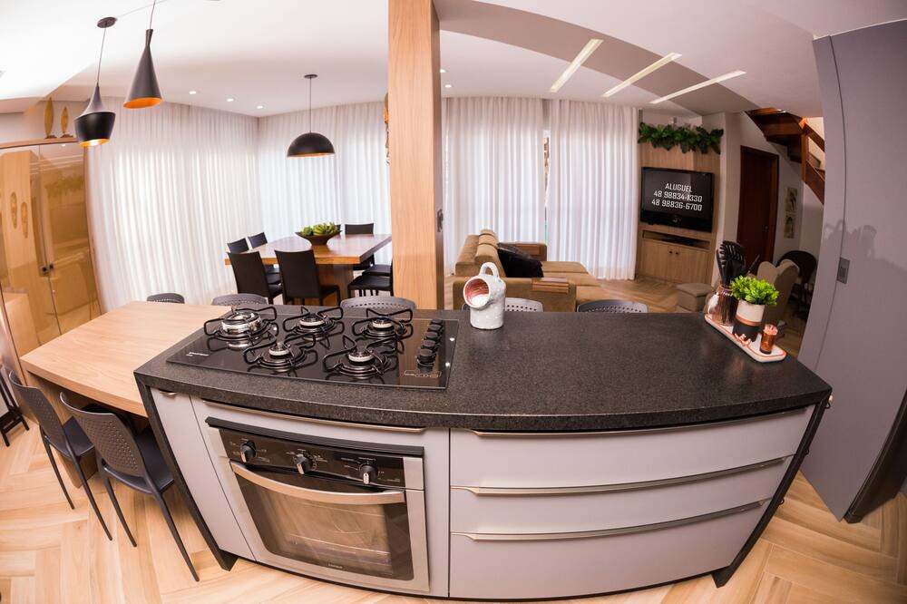 Photo of Kitchen in Guarda do Embau