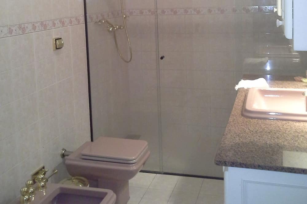 Photo of Bathroom in Jundiai