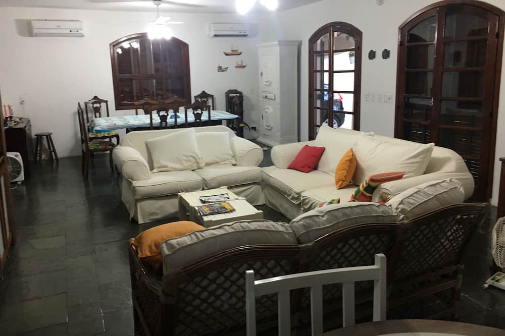 Photo of Livingroom in Barra do Una