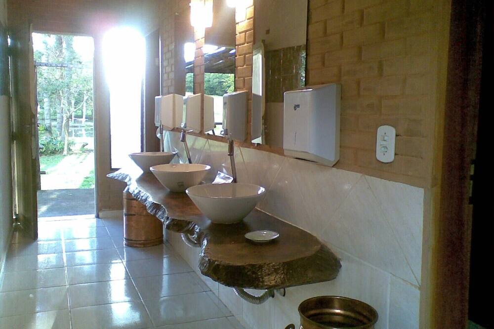 Photo of Bathroom in Jardim Shangri-La