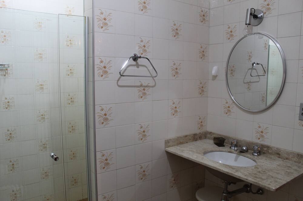 Photo of Bathroom in Vila Iara