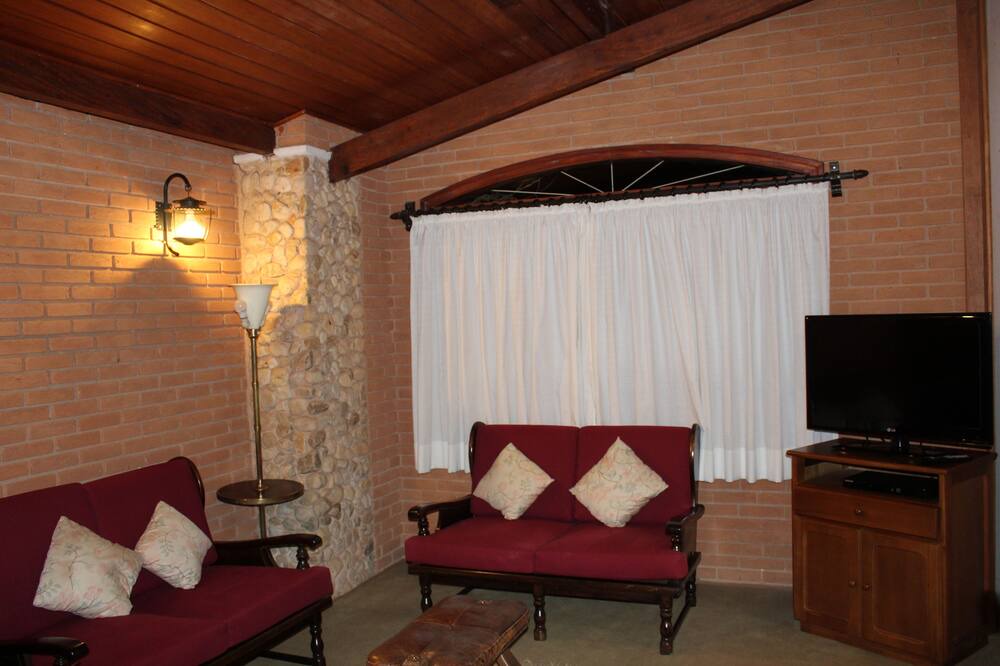 Photo of Livingroom in Vila Iara