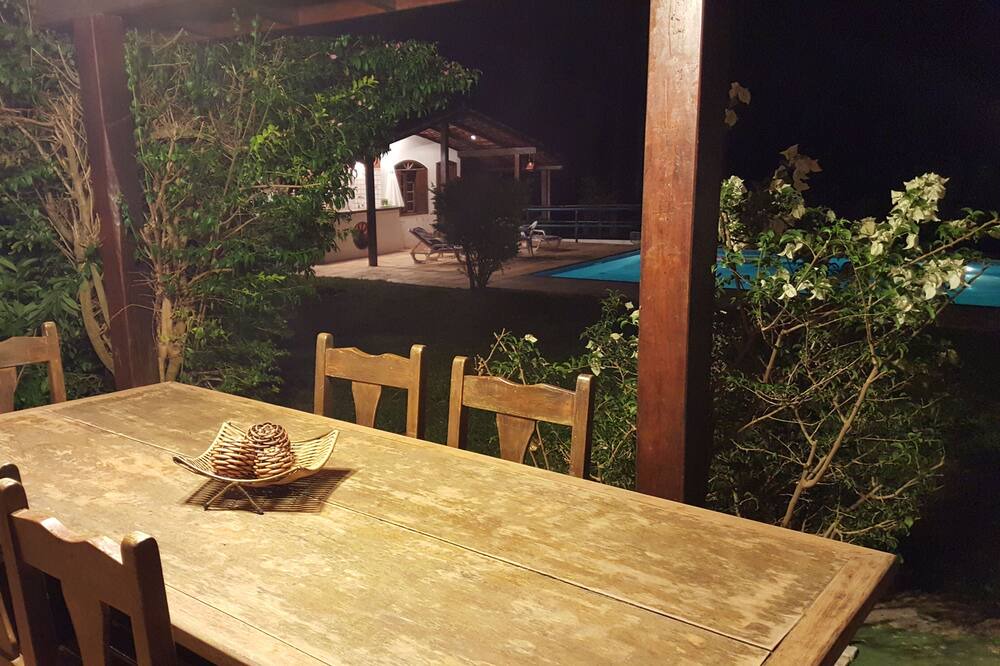 Photo of Patio Balcony in Alambari