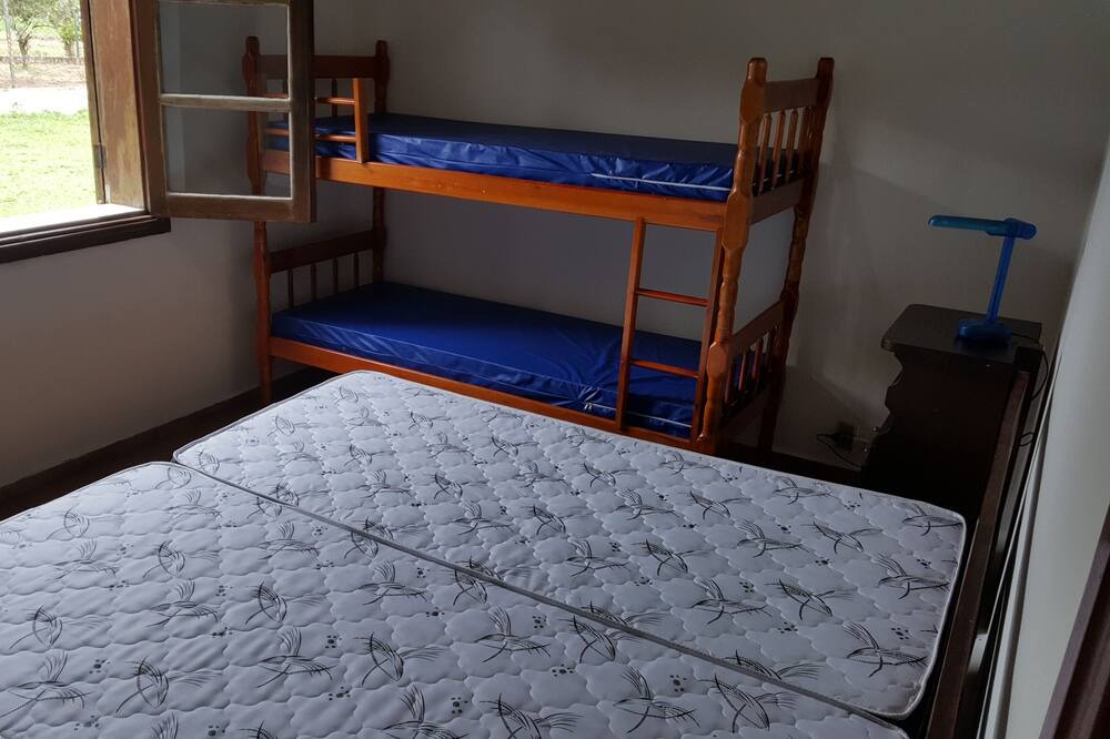 Photo of Bedroom in Alambari