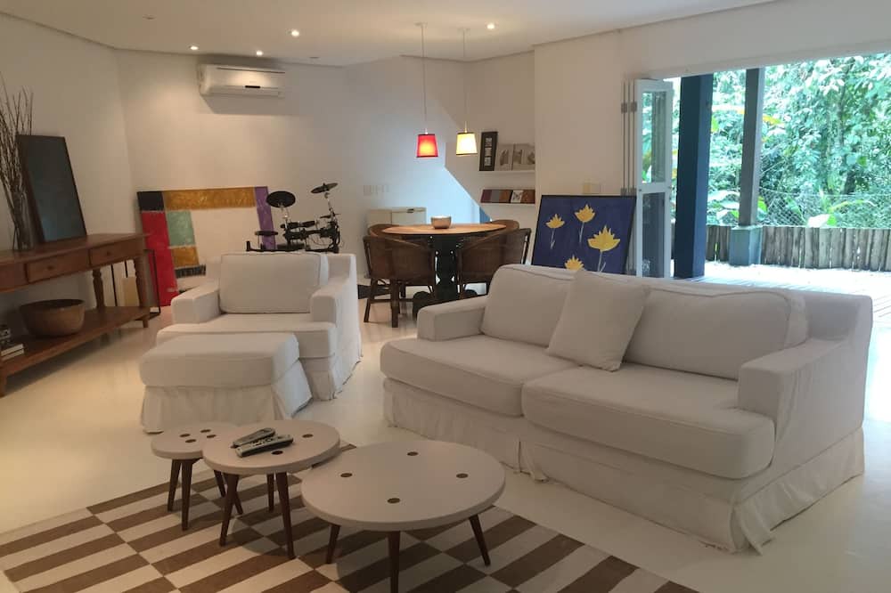 Photo of Livingroom in Cidade Jardim Tom