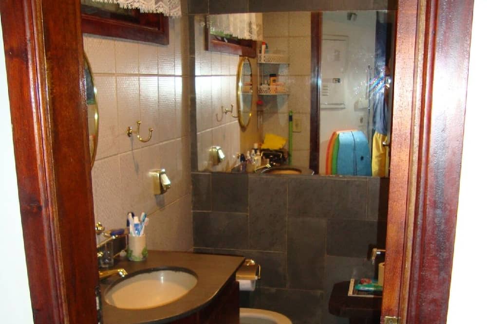 Photo of Bathroom in Barra do Sahy