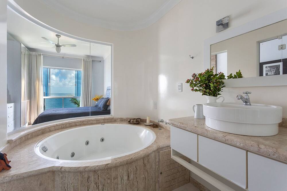 Photo of Bathroom in Centro