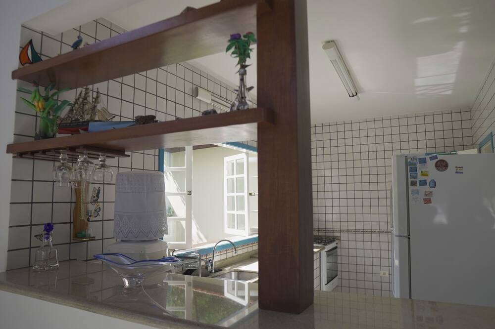 Photo of Kitchen in Praia do Pauba