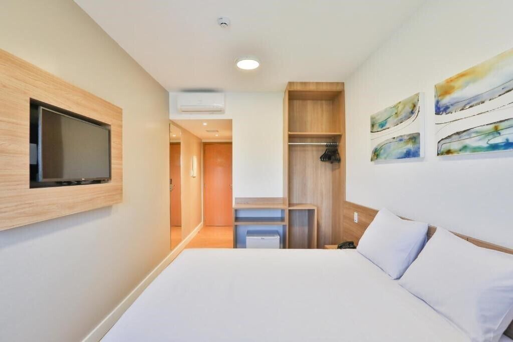 Photo of Bedroom in Estancia das Flores