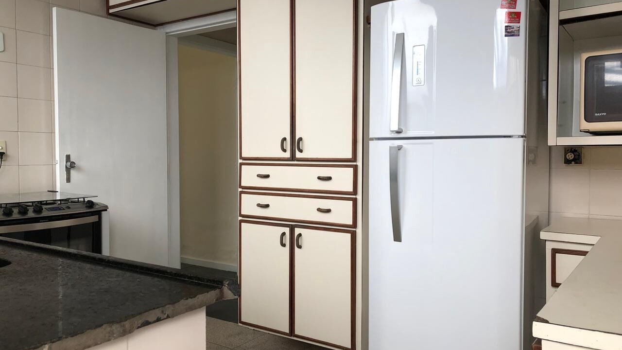 Photo of Kitchen in Praia da Enseada