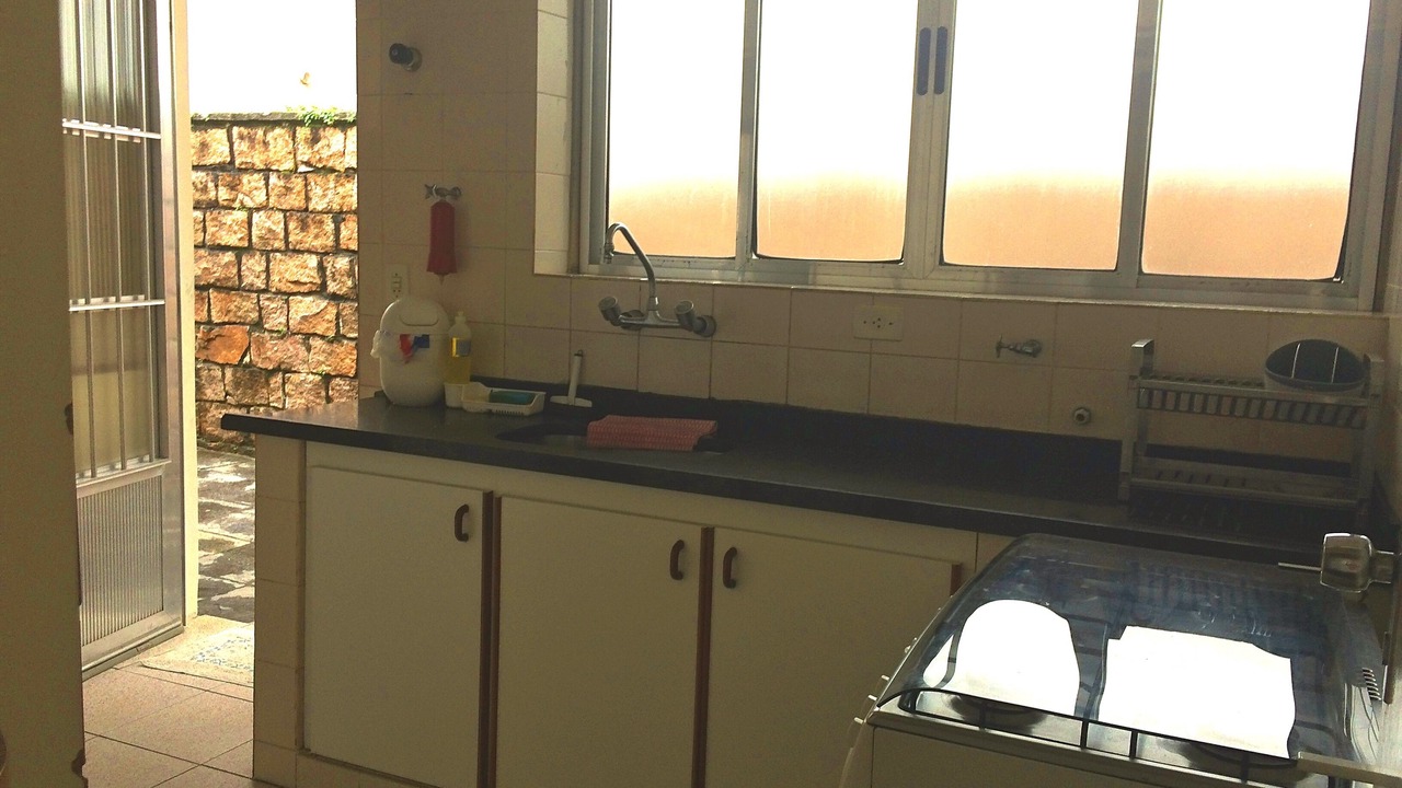Photo of Kitchen in Praia da Enseada