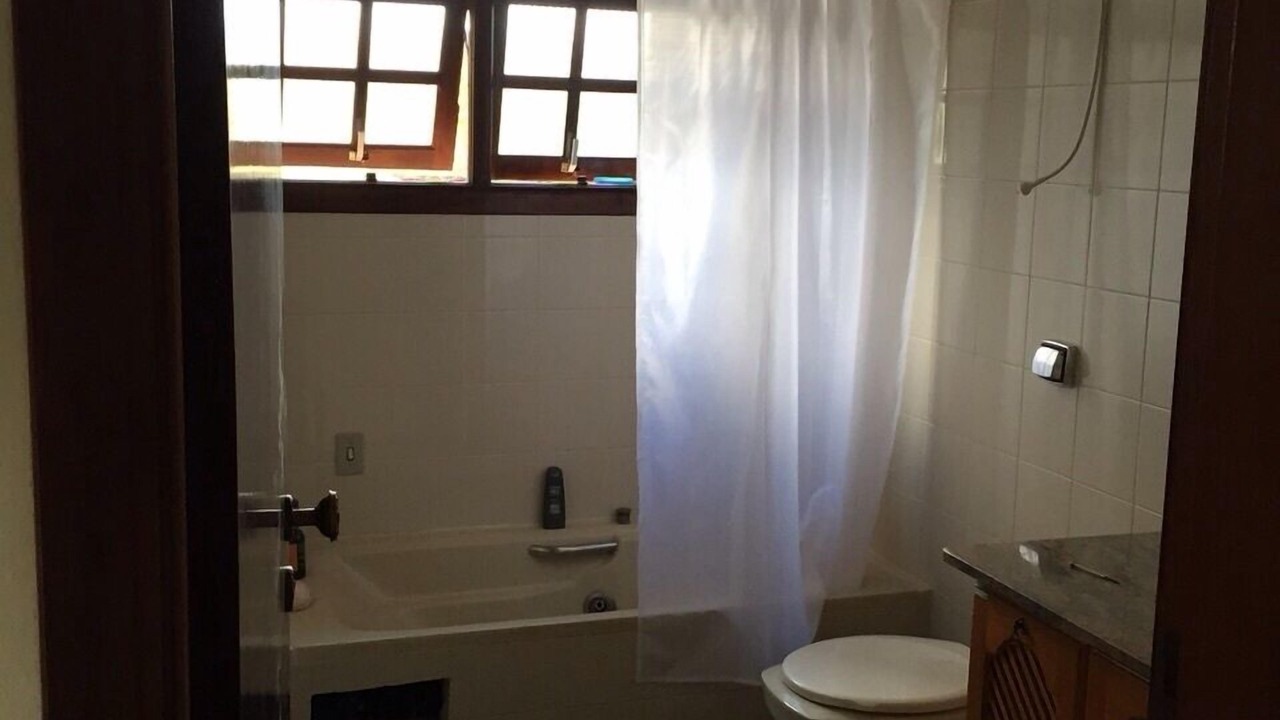 Photo of Bathroom in Bairro Canedos
