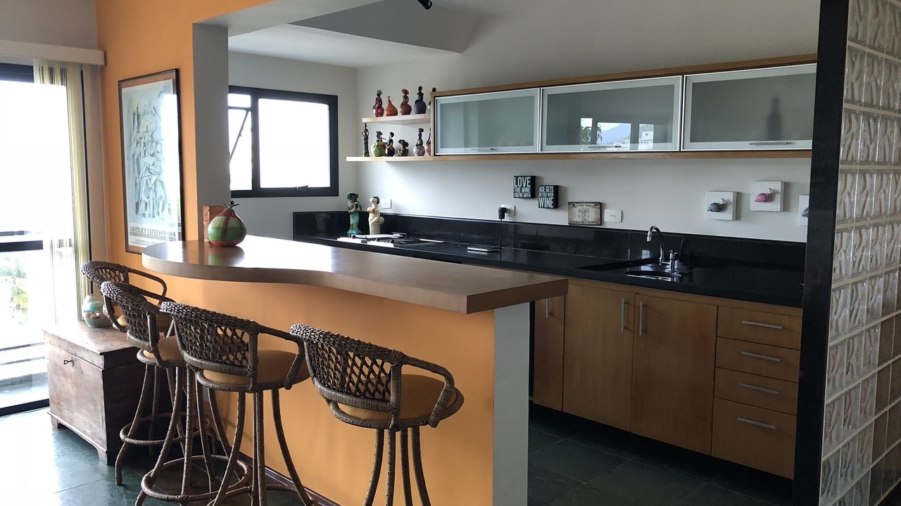 Photo of Kitchen in Praia da Enseada
