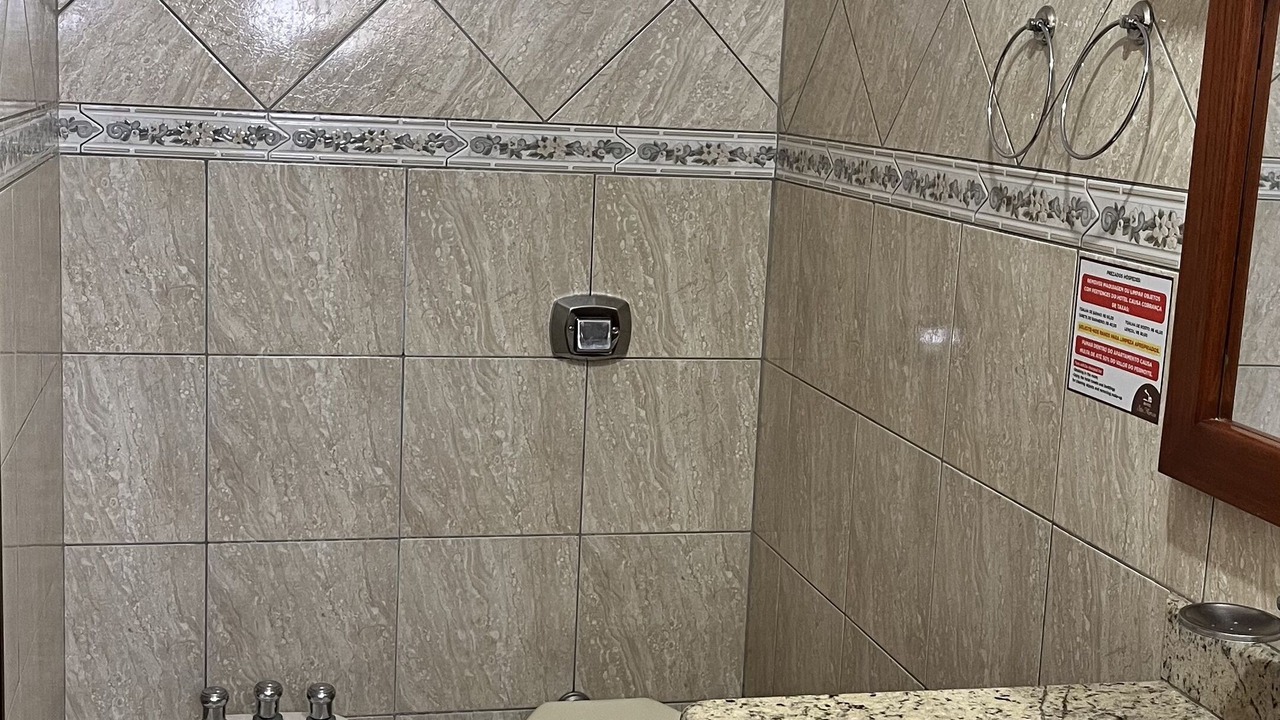 Photo of Bathroom in Orlandia