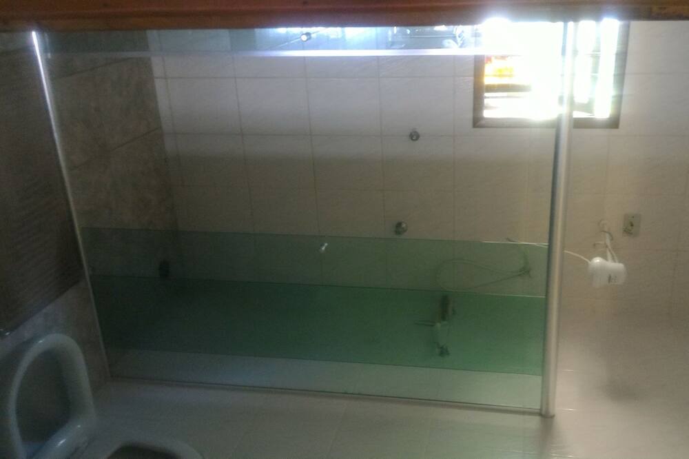 Photo of Bathroom in Quinta do Guarau