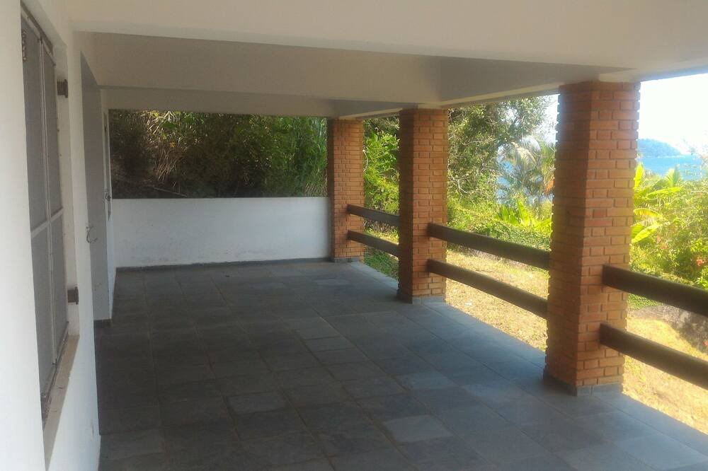 Photo of Patio Balcony in Quinta do Guarau