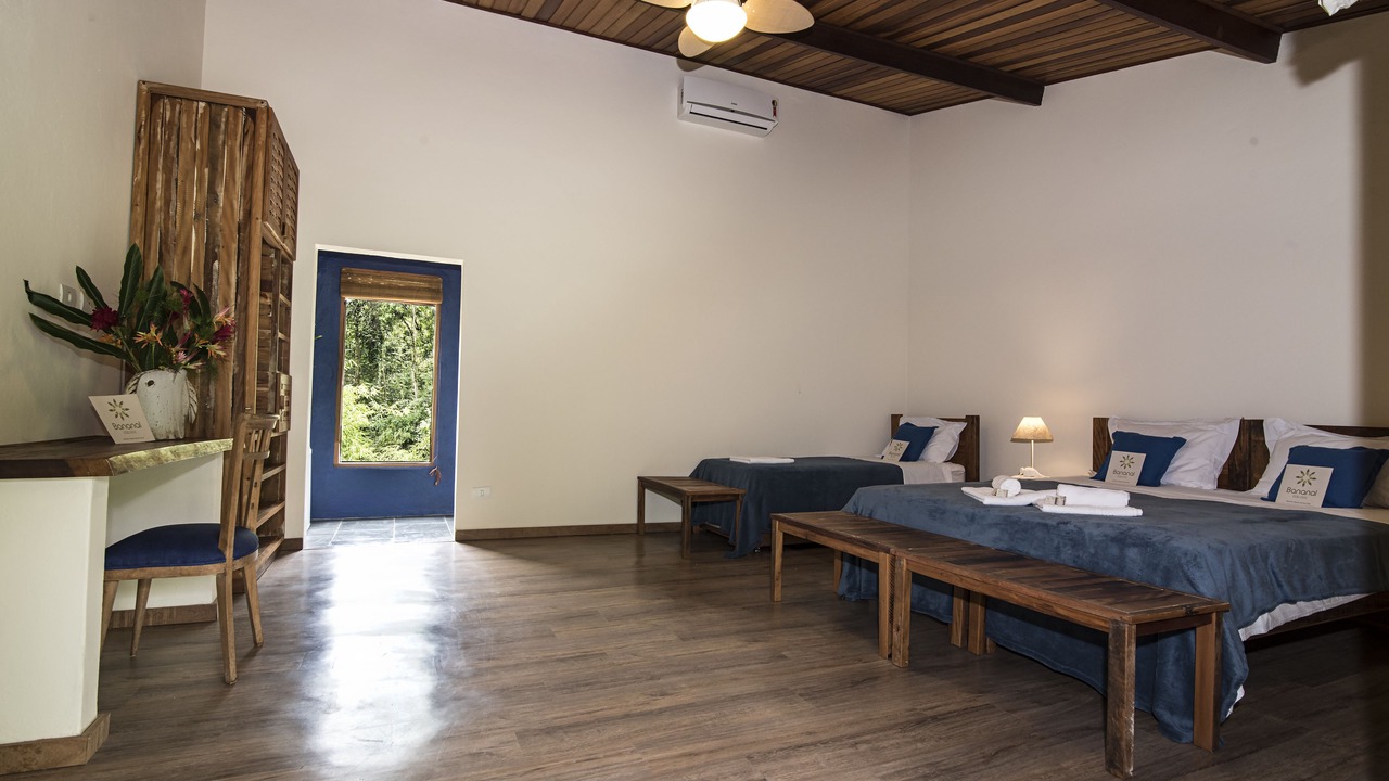 Photo of Bedroom in Picinguaba
