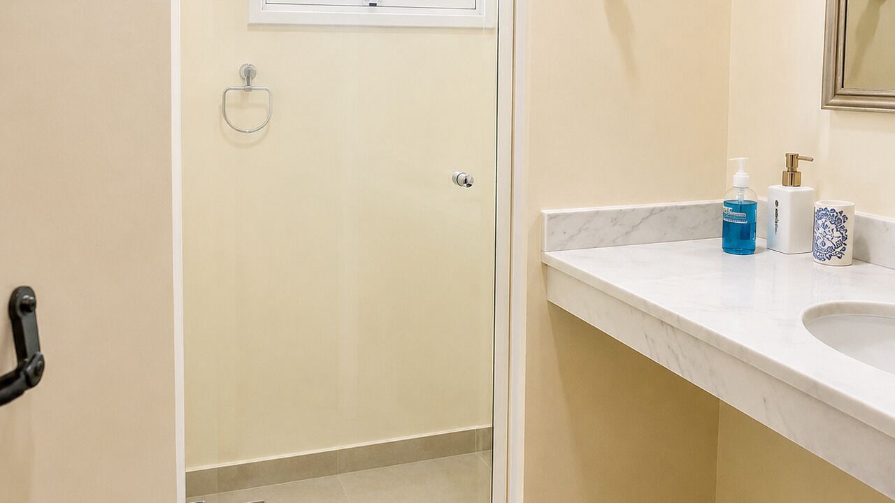 Photo of Bathroom in Marinas