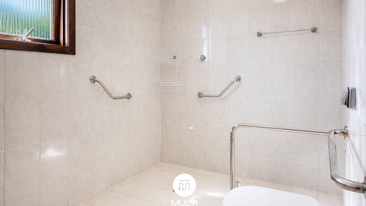 Photo of Bathroom in Guararema
