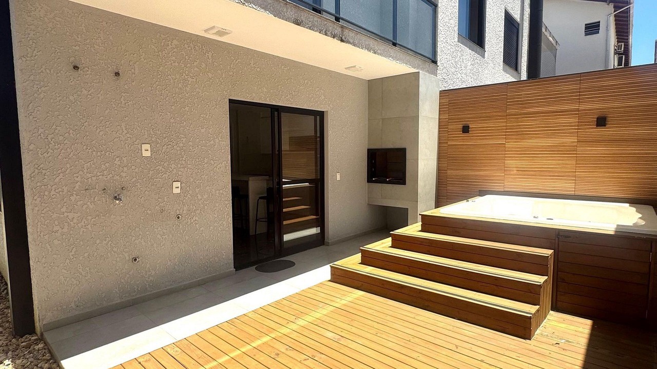 Photo of Patio Balcony in Ingleses do Rio Vermelho