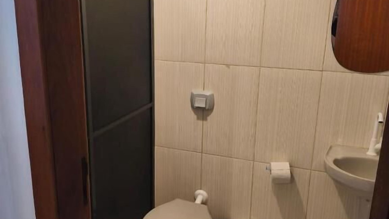 Photo of Bathroom in Praia da Armacao do Itapocoroi