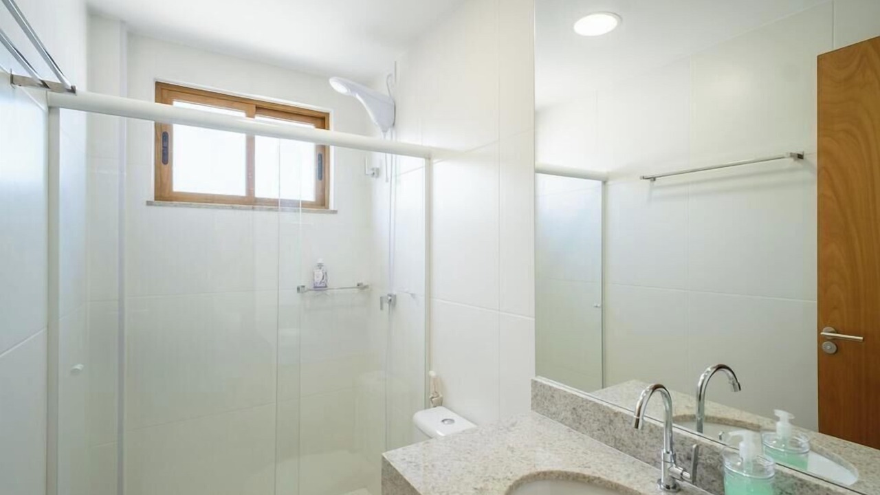 Photo of Bathroom in Itacimirim