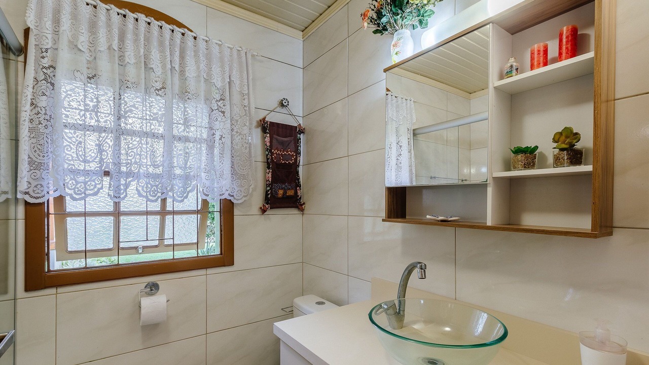 Photo of Bathroom in Gramado