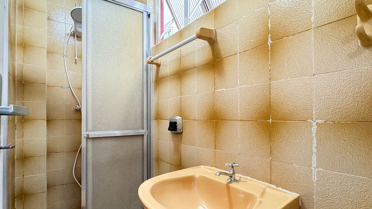 Photo of Bathroom in Capoeiras