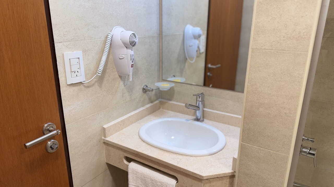 Photo of Bathroom in Microcentro