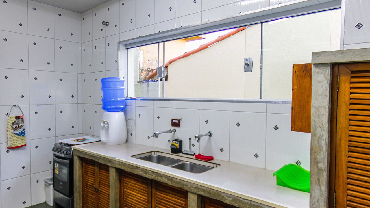 Photo of Kitchen in Praia da Enseada