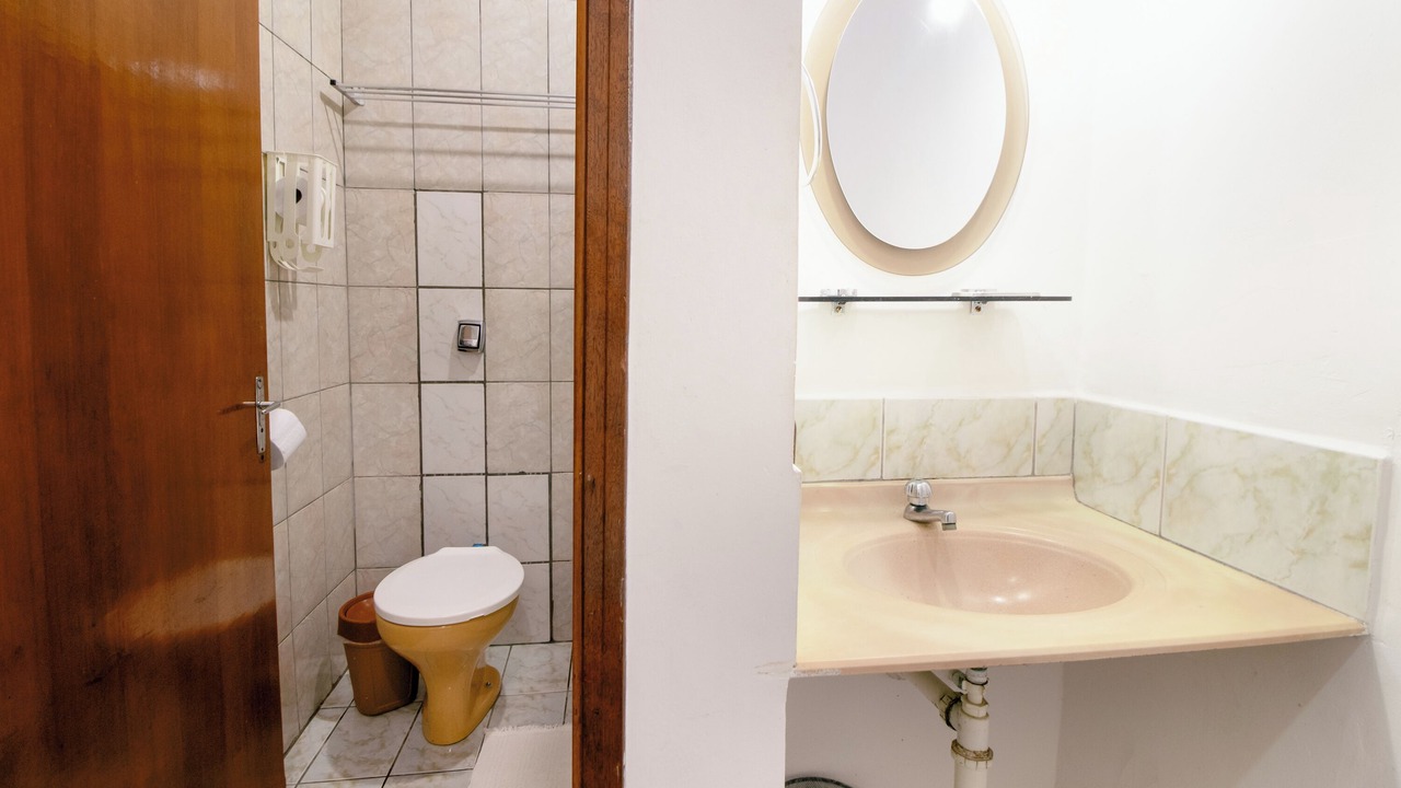 Photo of Bathroom in Praia da Enseada