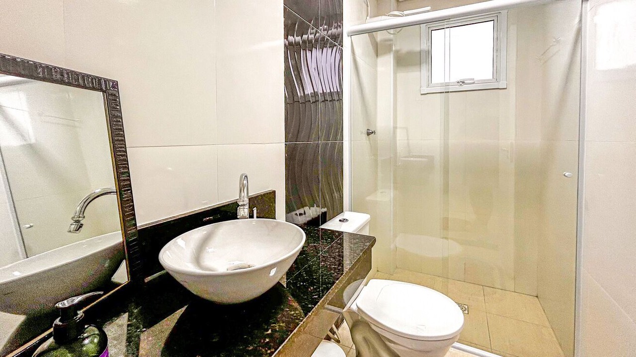 Photo of Bathroom in Real