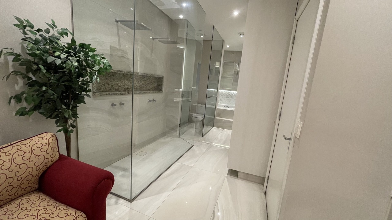 Photo of Bathroom in Lapa