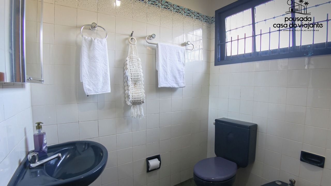 Photo of Bathroom in Praia da Enseada