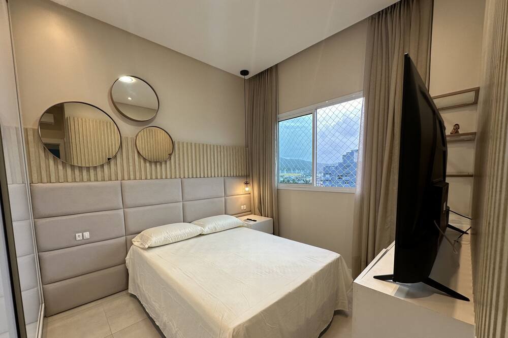 Photo of Bedroom in Porto Belo