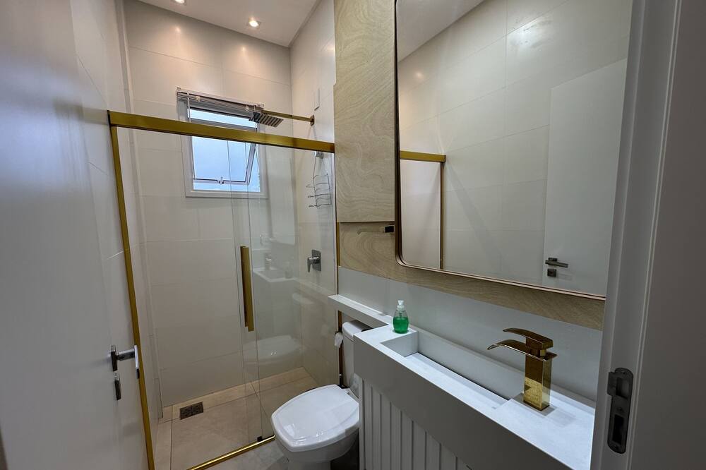 Photo of Bathroom in Porto Belo