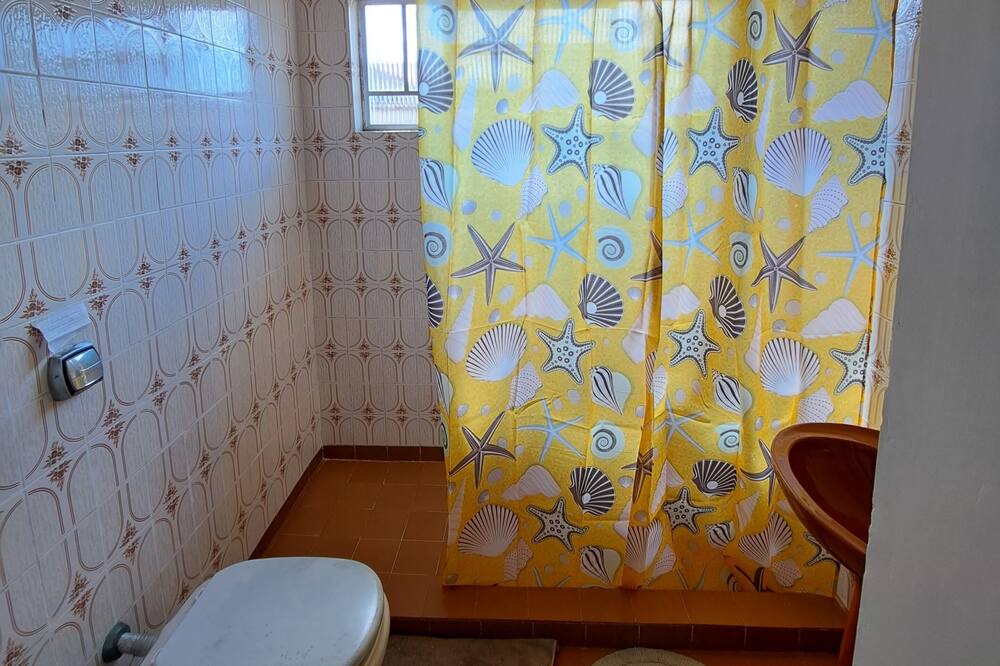 Photo of Bathroom in Cananeia