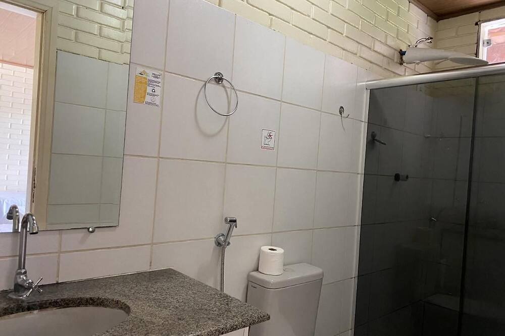 Photo of Bathroom in Piranhas