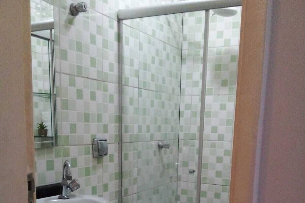 Photo of Bathroom in Sudoeste e Octogonal