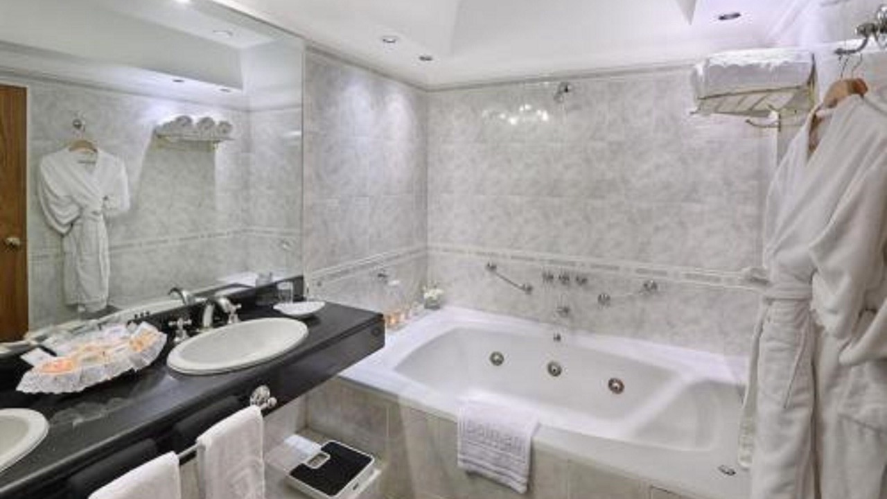 Photo of Bathroom in El Centro