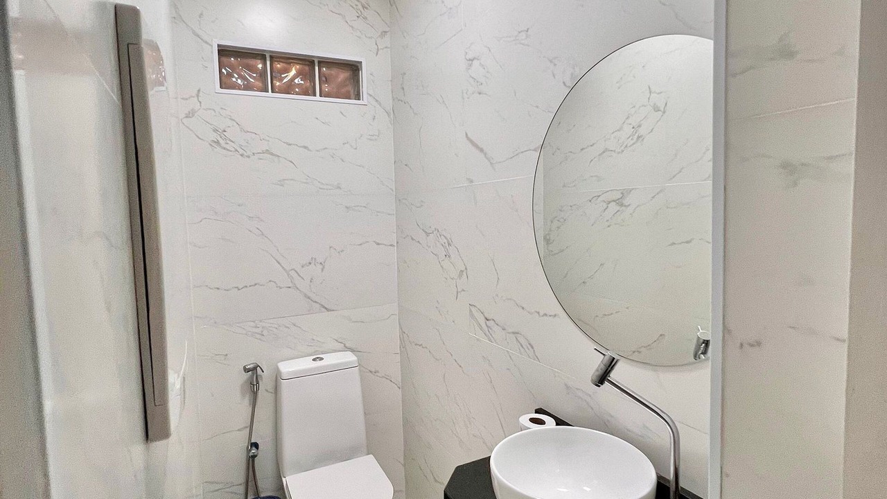 Photo of Bathroom in Porchat Island