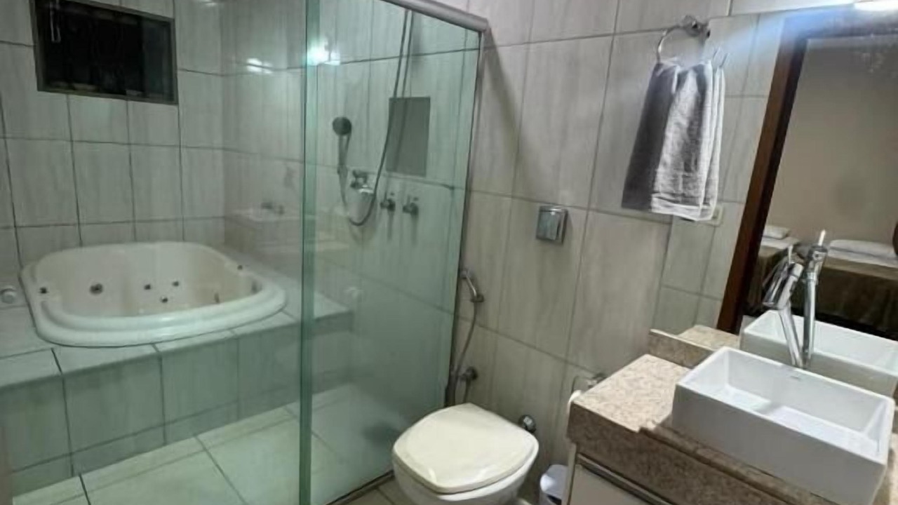 Photo of Bathroom in Jatai