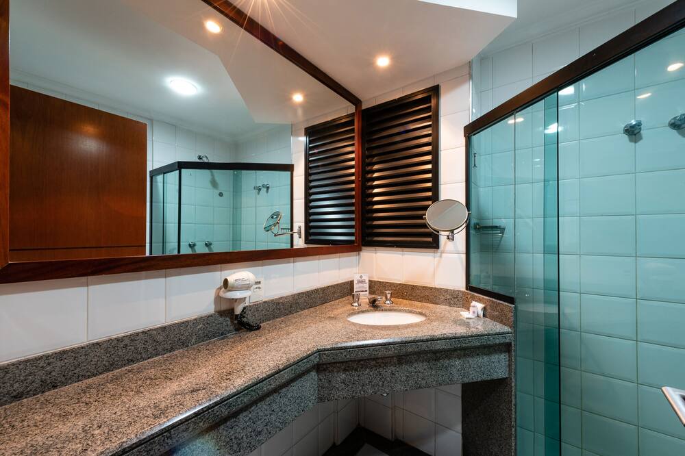 Photo of Bathroom in Parque do Colegio