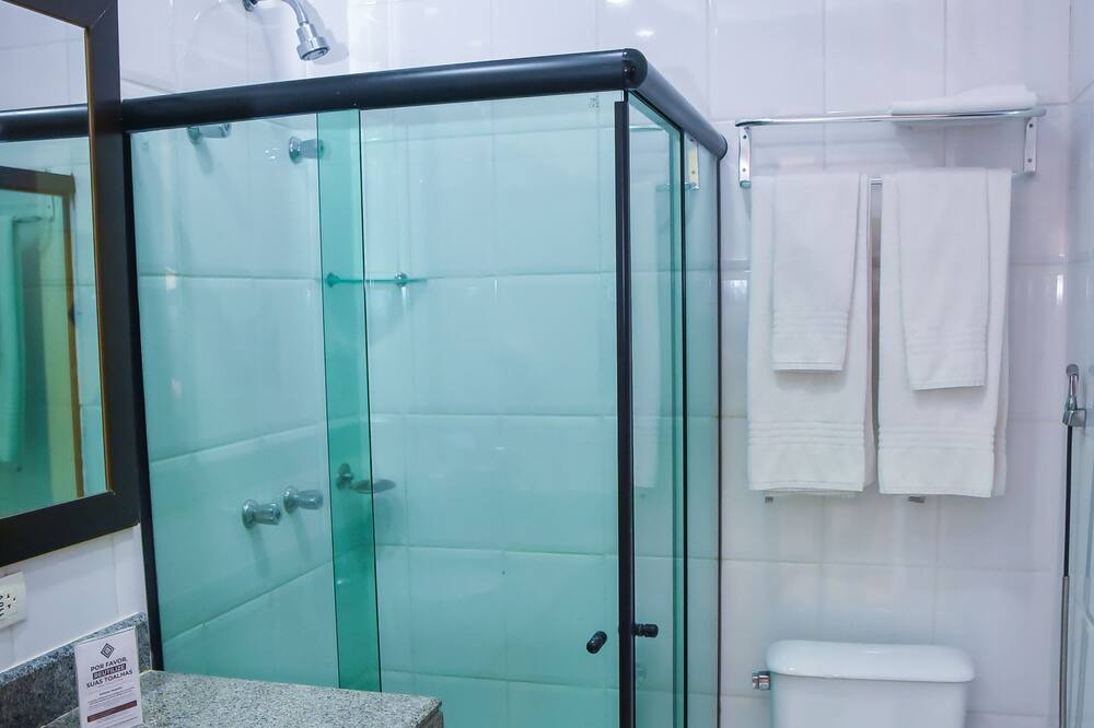 Photo of Bathroom in Parque do Colegio